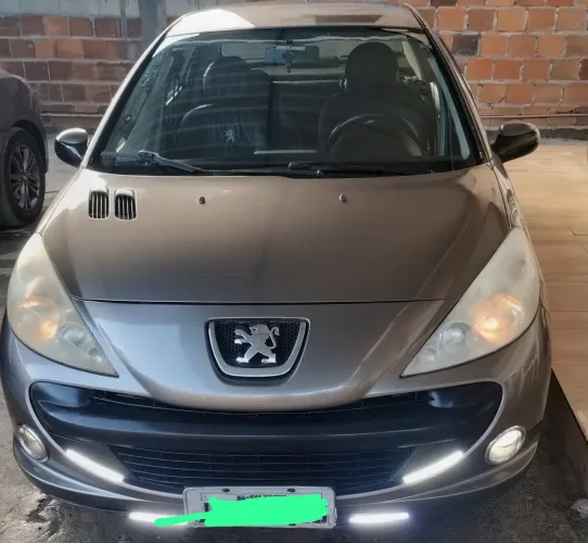 Peugeot 207 Sed. Passion XR Sport 1.4 Flex 8V 4P 2010