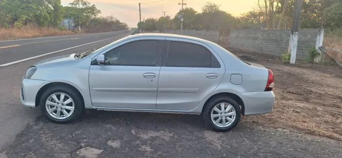 Toyota Etios X Plus Sedan 1.5 Flex 16V 4P Aut. 2020