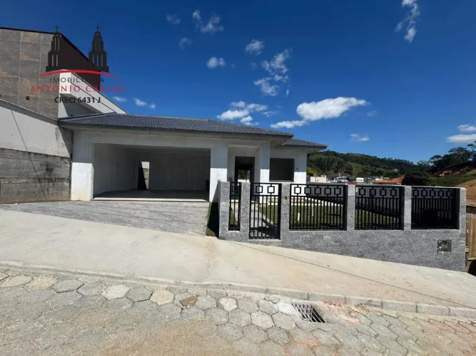 Casa à venda, 3 quartos, 1 suíte, 2 vagas, Centro - Antônio Carlos/SC