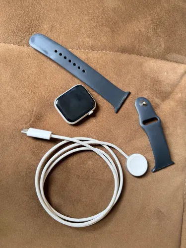 Apple Watch Series 9 45mm - 97% Bateria