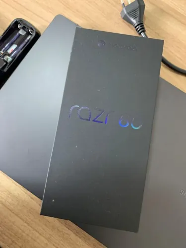 RAZR 60