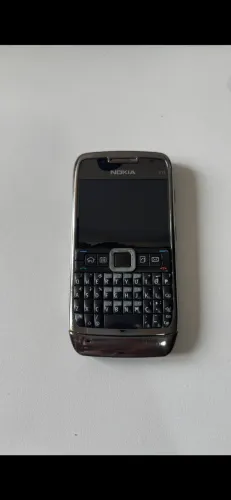 Celular Nokia E71