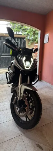SBM 600T à venda!!! Apenas 822 km Rodados, na garantia, primeira revisão feita