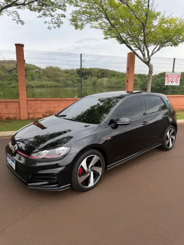 Volkswagen Golf GTI 350 TSI 2.0 230cv 16V Aut. 2018