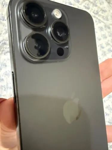 15 pro max sem detalhes