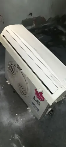 Vendo um ar condicionado