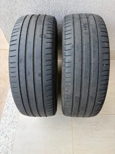 Pneus Pirelli Scorpion 235/45 R19 95H