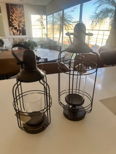 Conjunto duas donzelas (porta vela ) de 726 por 250,00