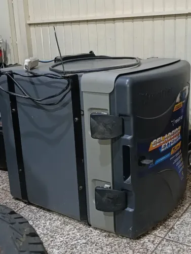 Geladeira Externa 75L Bivolt Resfriar 12V 24V