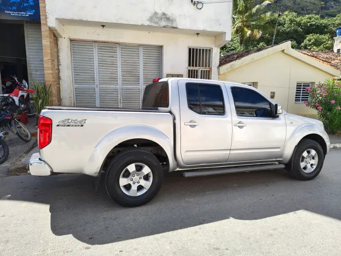 Nissan Frontier XE CD 4X4 2.5 TB Diesel 2012
