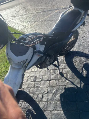 Vendo Bros 160 cor Branco