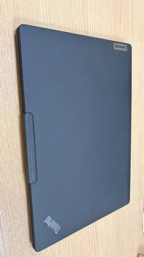 Notebook Lenovo X13s Snapdragom 16GB RAM