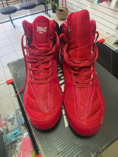 Tênis Everlast Strike Tam 39 Novo. Nunca foi no chão com caixa e NF só 300 reais