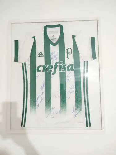Camisa autografada Palmeiras no Quadro