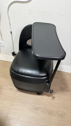 Cadeira manicure e pedicure