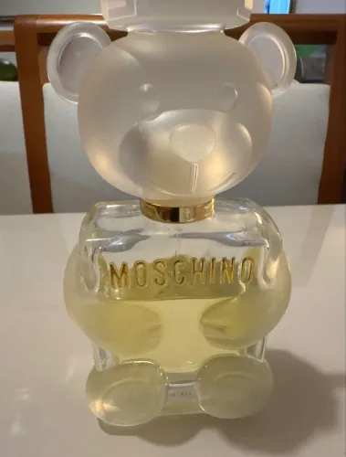 Perfume mochino toy 2 feminino 