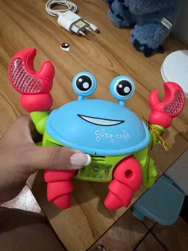 brinquedo Caranguejo Fujão interativo 