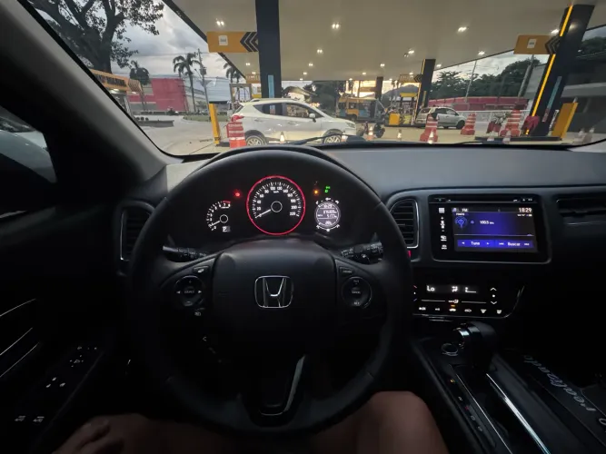 Honda HR-V Touring 1.8 Flexone 16V 5P Aut. 2018