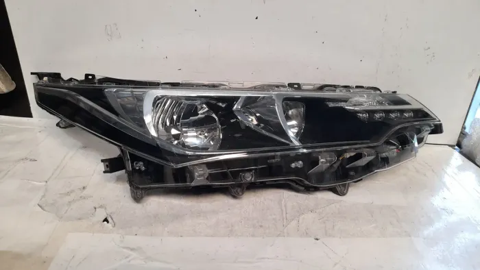 Farol direito Corolla 2018 2019 Original