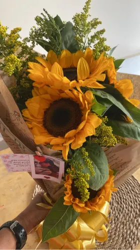 Buquê de flores a pronta entrega