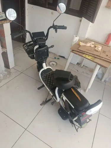 Vendo moto eletrica