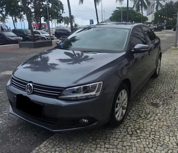 Volkswagen Jetta Comfortline 2.0 T.flex 8V 4P Tipt. 2013