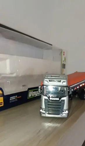 Miniatura de Carreta Arqueada Scania