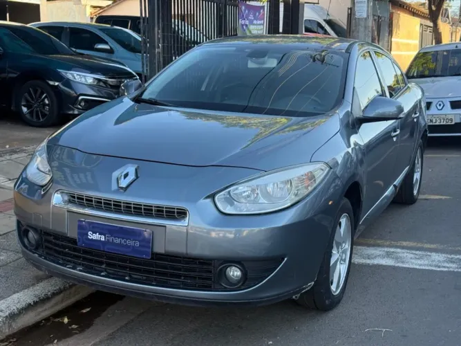 Renault Fluence Sed. Dynamique 2.0 16V Flex Mec. 2013