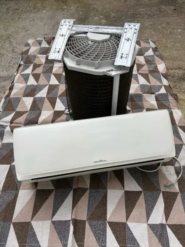 Ar condicionado 12000 Btu quente e frio e desumidificador