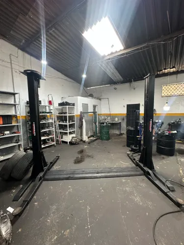 Elevador automotivo 2.5t