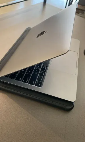 MACBOOK AIR M1 [2023] 88%