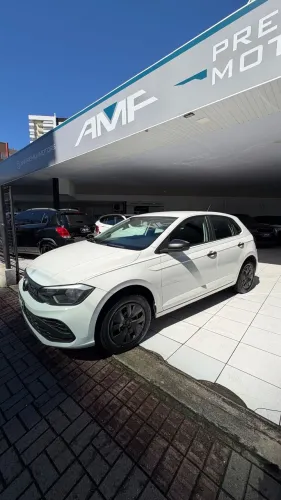 Volkswagen Polo Track 1.0 Flex 12V 5P 2024