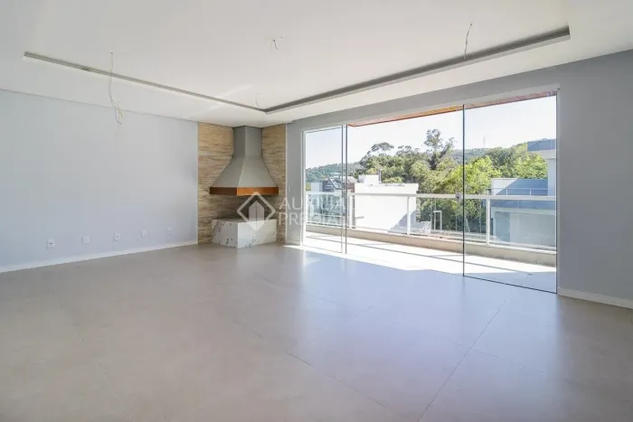 CASA DE ALTO PADRÃO COM VISTA PARA O GUAIBA