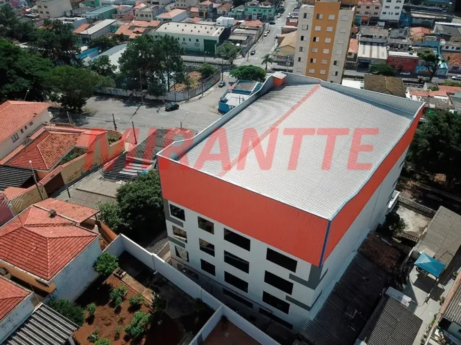 Comercial de 2559m² em Jardim Vila Galvão
