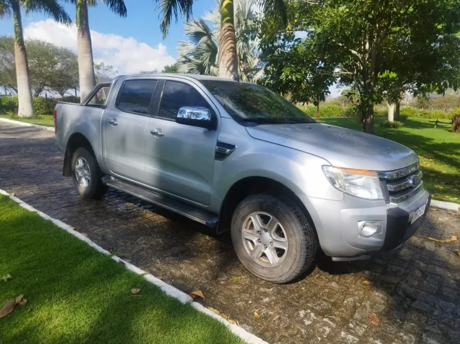 Ford Ranger XLT 2.5 16V 4X2 CD Flex 2015