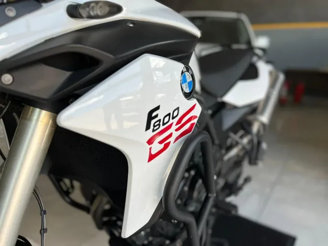 BMW F800 GS - Impecável