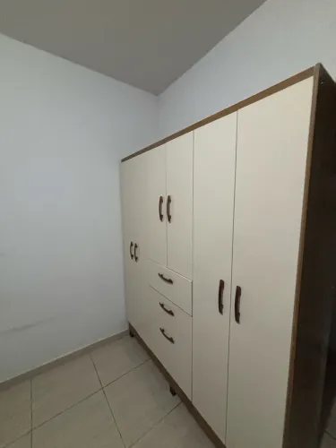 Vendo Guarda-roupa em bom estado 