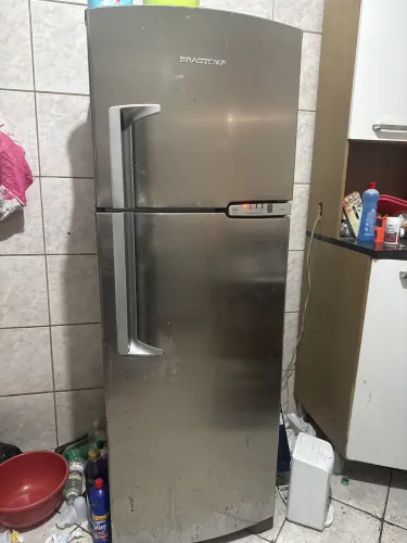 Geladeira Brastemp de inox usada