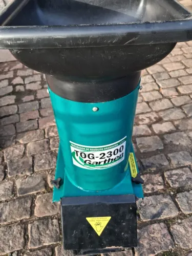 TRITURADOR DE RESÍDUOS ORGANICOS 