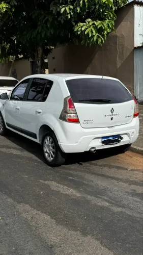 Renault Sandero Privilège Hi-flex 1.6 16V 5P AUT 2014