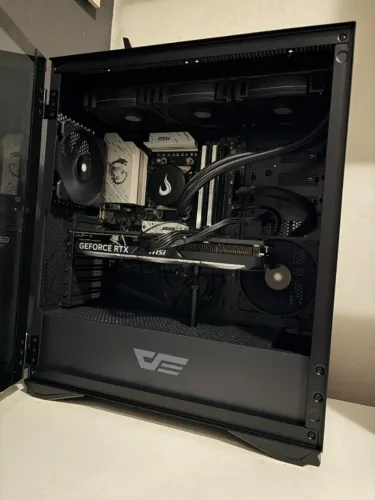 PC Gamer / Workstation Ryzen 9 + RTX 4060 Ti em Excelente Estado