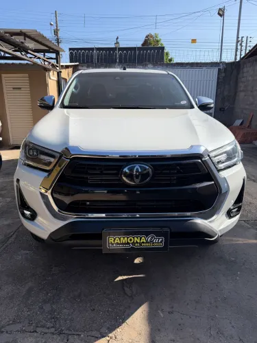 Toyota Hilux CD SRX 4X4 2.8 TDI 16V Diesel Aut. 2021