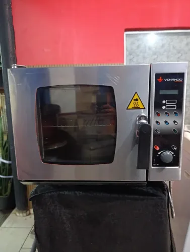 Forno Industrial Elétrico Venâncio Combinado Don Bidone 3 GN 220V Bancada