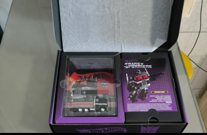 Hot Wheels Collectors Transformers Nemesis Prime Mattel