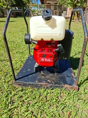 Motovibrador a gasolina 5cv