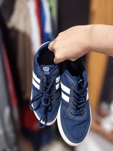 Tênis Ollie Origins azul com detalhes brancos número 43