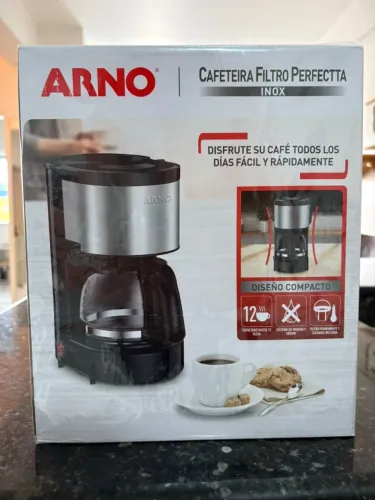 Cafeteira Filtro Arno Perfectta Inox com 600ml de Capacidade e Jarra de Vidro CFPI