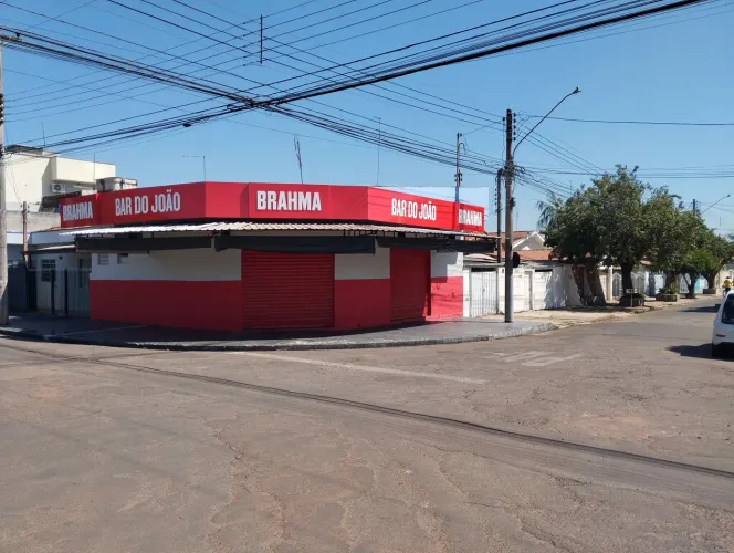 Vendo , barzinho bem montado , mais distribuidora de chopp 