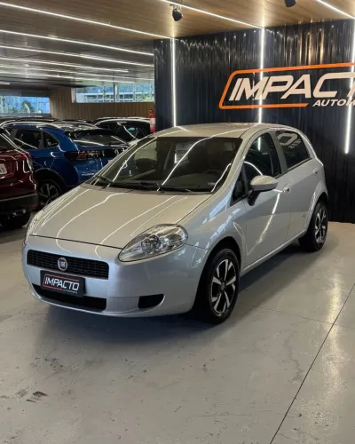 Fiat Punto Attractive 1.4 Fire Flex 8V 5P 2011