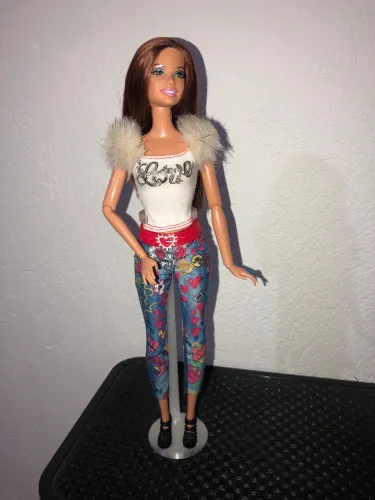 Boneca Barbie fashionista Teresa